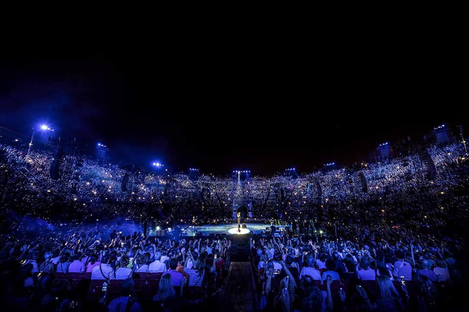 Claudio Baglioni Arena Verona 50 Anni al Centro