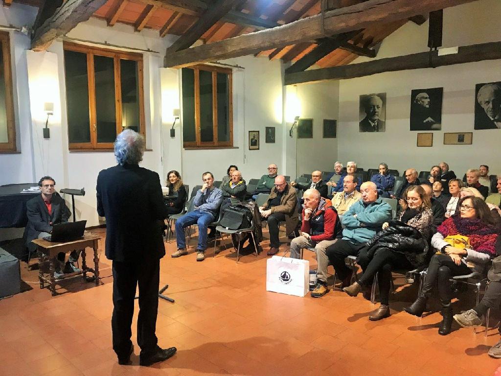 Presentazione del progetto di docufilm su Enzo Sicuri alla Corale Verdi di Parma, 30-10-2018