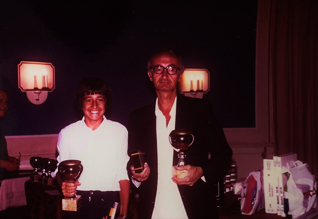 A 13 anni con il padre Tiziano Marcheselli dopo aver raggiunto la finale di un torneo di tennis di doppio al Tc Parma di Mariano, settembre 1985
