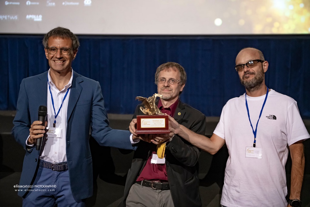 Fabrizio Marcheselli, Francesco Dradi e Antonio Cavaciuti vincitori del Dragone dOro col film Mt Sicuri al Ferrara Film Festival, 20-9-2020