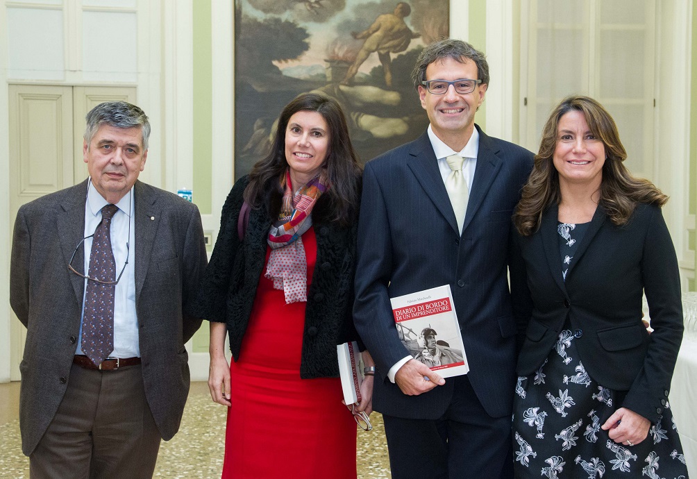 Relatori per il libro Diario di bordo di un imprenditore: Cesare Azzali, Daniela Allodi, Fabrizio Marcheselli (autore) e Michela Allodi