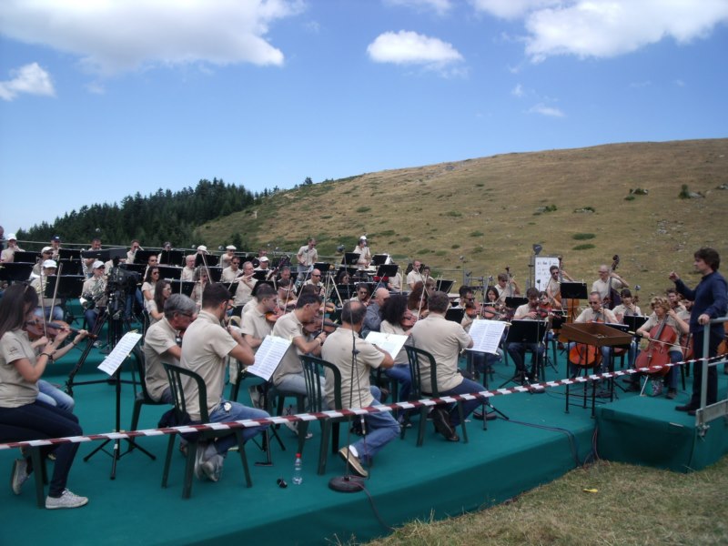 37 CONCERTO DI FERRAGOSTO 2017 ALPE GAVO FRABOSA SOTTANA  ORCHESTRA BARTOLOMEO BRUNI DI CUNEO                                                                                           