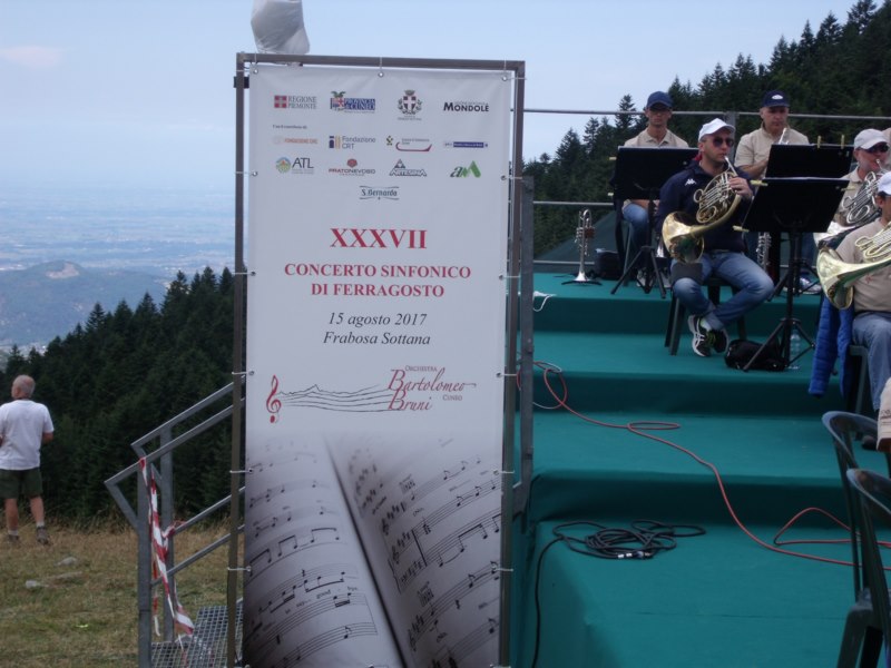 37 CONCERTO DI FERRAGOSTO 2017 ALPE GAVO FRABOSA SOTTANA  ORCHESTRA BARTOLOMEO BRUNI DI CUNEO                                                                                           