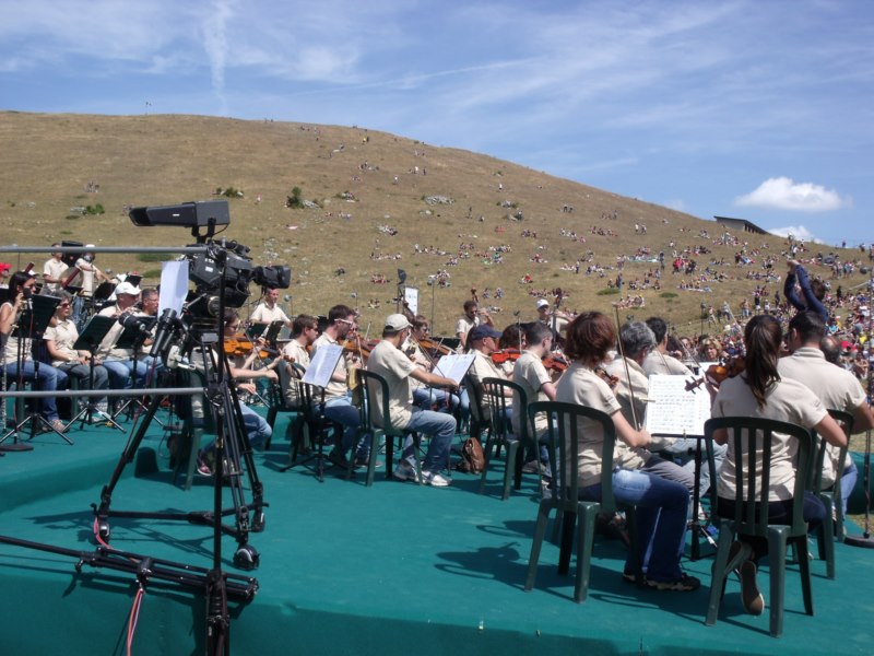 37 CONCERTO DI FERRAGOSTO 2017 ALPE GAVO FRABOSA SOTTANA  ORCHESTRA BARTOLOMEO BRUNI DI CUNEO                                                                                           